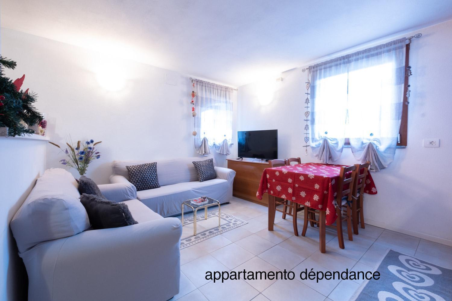 Casa Tipica Valdostana Apartment Aosta Exterior photo