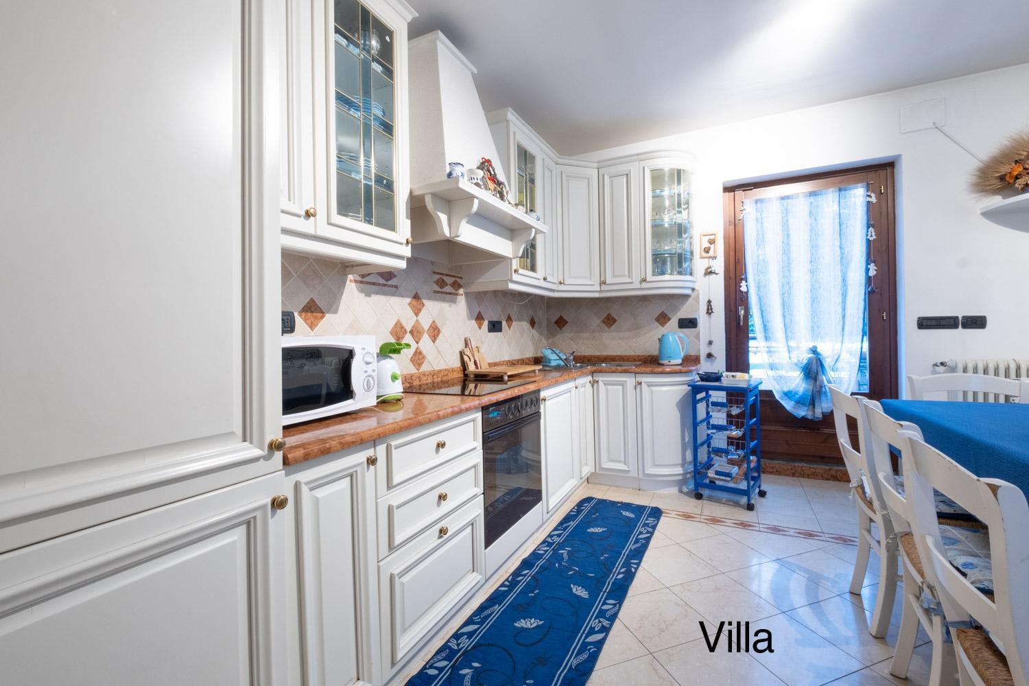 Casa Tipica Valdostana Apartment Aosta Exterior photo